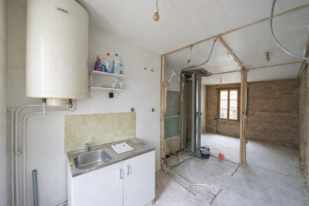 APPARTEMENT - A RENOVER photo 4