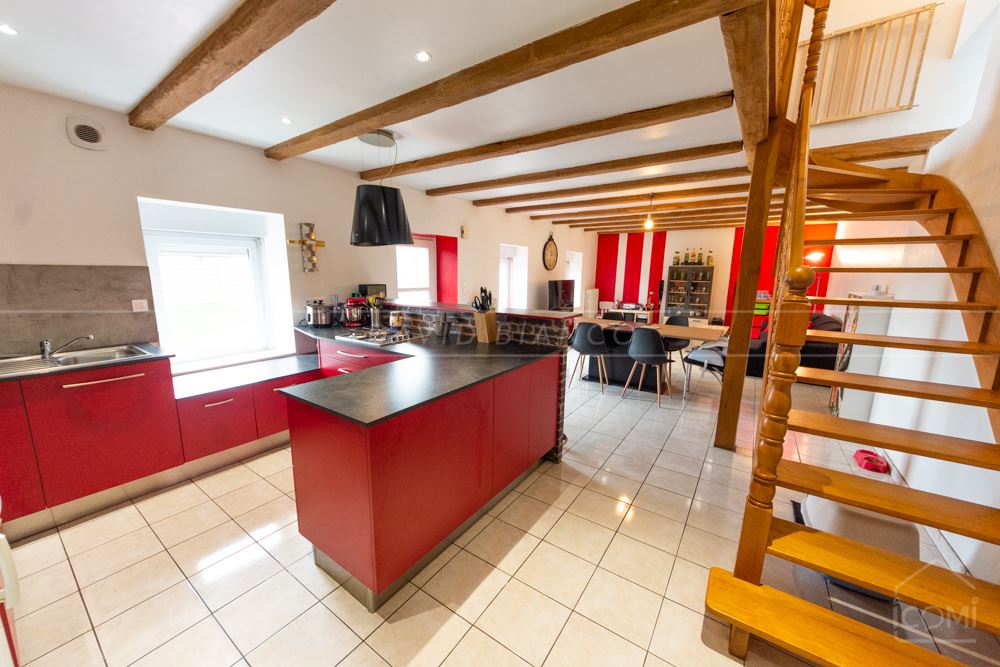 MAISON T6 135M² SUR TERRAIN DE 275M² AVEC GARAGE photo 2