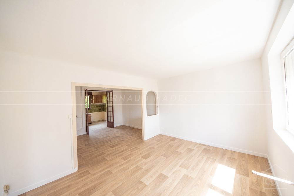 MAISON 4/6 CHAMBRES - GARAGE - PIECE DE VIE DE 40M² - 1ERE MAIN - RARE photo 4