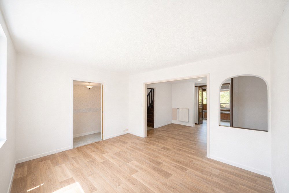 MAISON 4/6 CHAMBRES - GARAGE - PIECE DE VIE DE 40M² - 1ERE MAIN - RARE