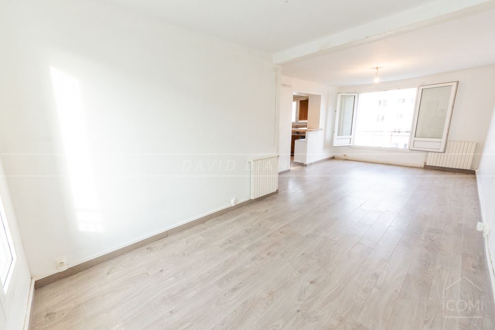 APPARTEMENT T4 63M² AVEC CAVE