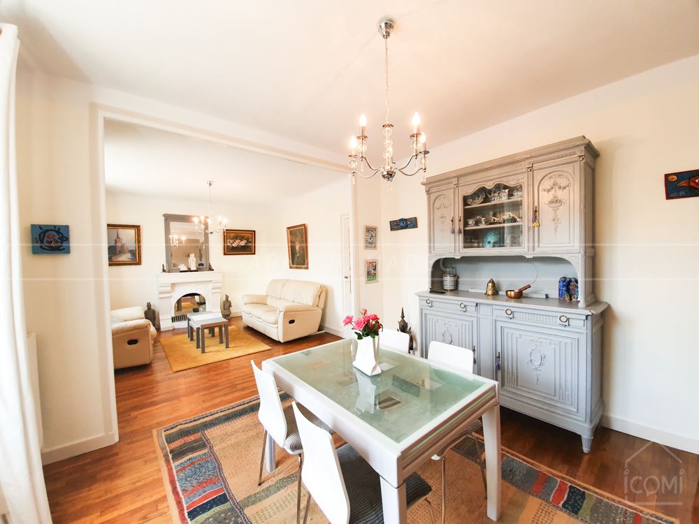 MAISON DES ANNEES 30 - 4/5 CHAMBRES - CHARME - AUTHENTICITE - COUP DE COEUR - CALME photo 2
