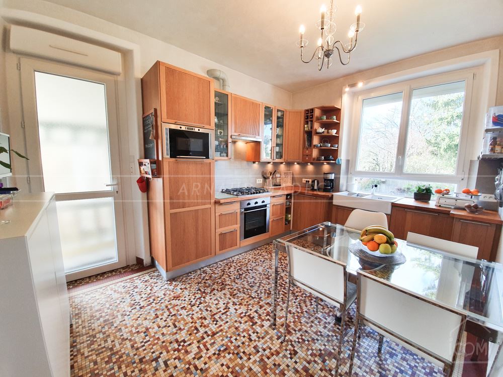 MAISON DES ANNEES 30 - 4/5 CHAMBRES - CHARME - AUTHENTICITE - COUP DE COEUR - CALME photo 4