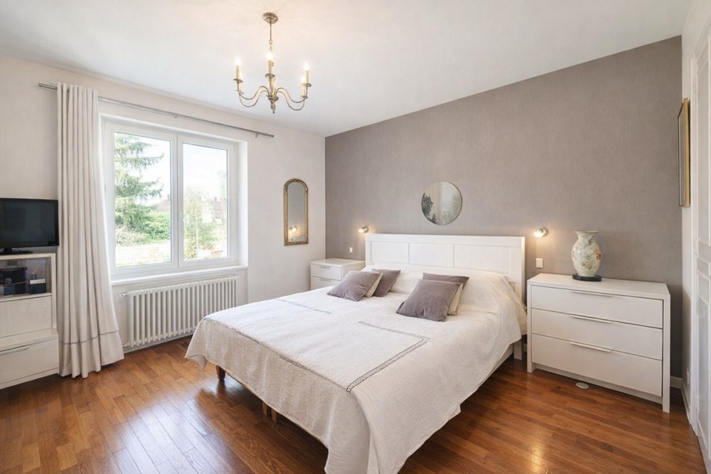 MAISON DES ANNEES 30 - 4/5 CHAMBRES - CHARME - AUTHENTICITE - COUP DE COEUR - CALME photo 4