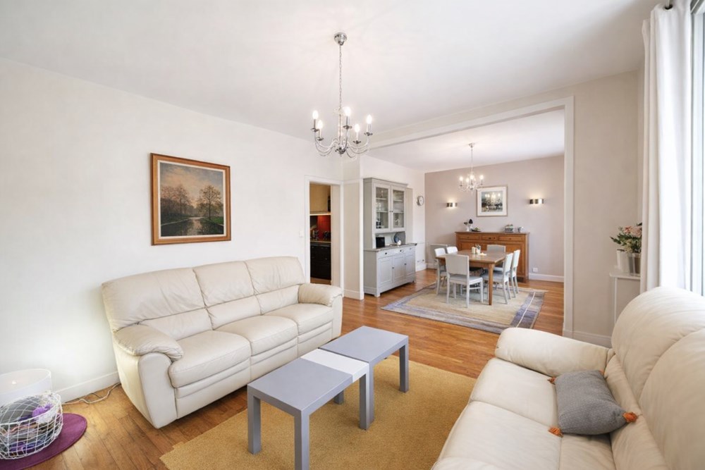MAISON DES ANNEES 30 - 4/5 CHAMBRES - CHARME - AUTHENTICITE - COUP DE COEUR - CALME