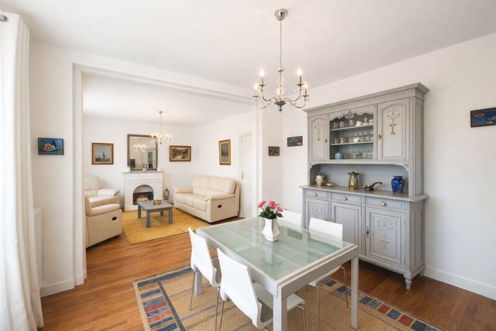 MAISON DES ANNEES 30 - 4/5 CHAMBRES - CHARME - AUTHENTICITE - COUP DE COEUR - CALME photo 3