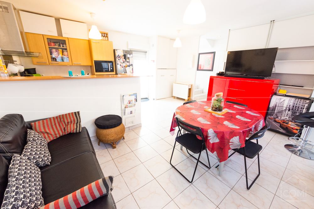 MAISON DE VILLE T5/6 DE 98M² AVEC COUR DE 42M²