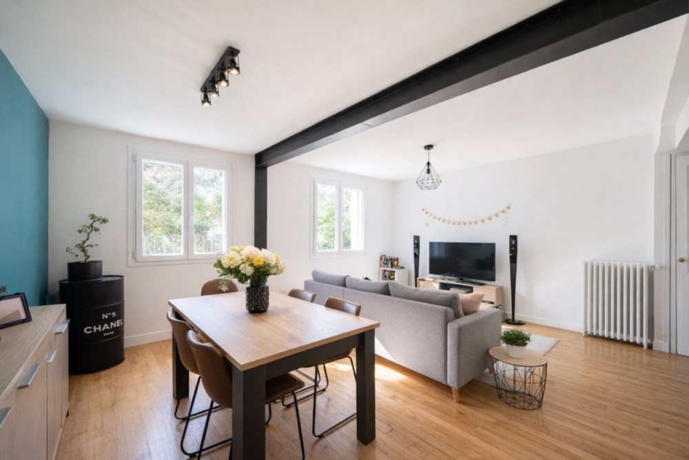BEL APPARTEMENT T3 67 M² RENOVE - GARAGE - CAVE - QUARTIER GEANT photo 3