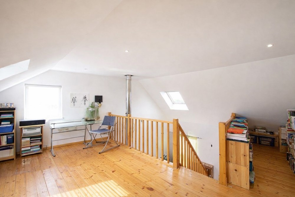 MAISON CONTEMPORAINE DE 140M² - 3/4 - PIECE DE VIE DE +50M² - CALME - PROXIMITE CENTRE ET PLAGES (200M) photo 4