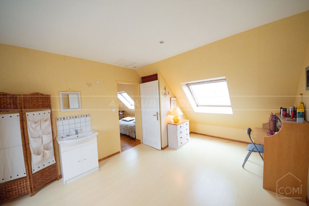 MAISON CONTEMPORAINE DE 140M² - 3/4 - PIECE DE VIE DE +50M² - CALME - PROXIMITE CENTRE ET PLAGES (200M) photo 3