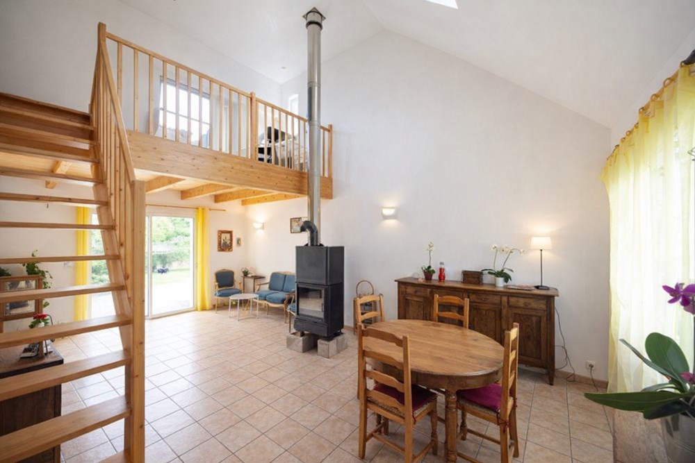 MAISON CONTEMPORAINE DE 140M² - 3/4 - PIECE DE VIE DE +50M² - CALME - PROXIMITE CENTRE ET PLAGES (200M) photo 2