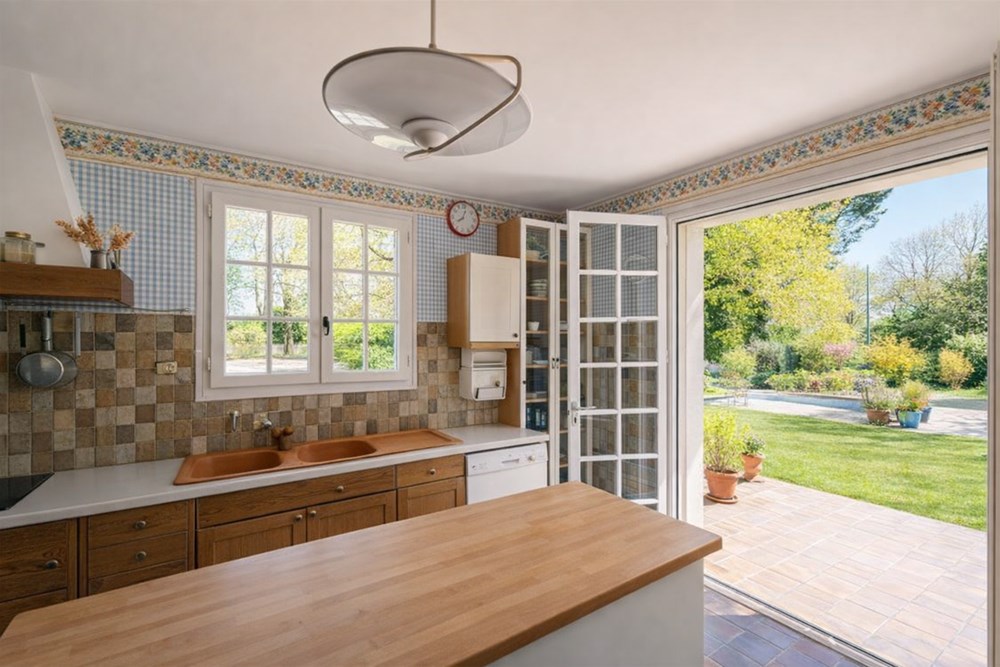 MAISON - 150 M² - 4 CHAMBRES - PISCINE - EXPO SUD - JARDIN MAGNIFIQUE photo 3