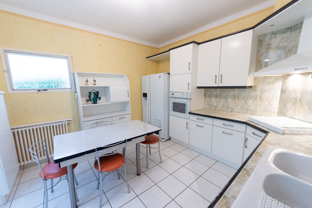 MAISON T4 80M² DE PLAIN PIED DANS UN SECTEUR RECHERCHE AVEC 2 CHAMBRES, UN PATIO ET UN GARAGE photo 3