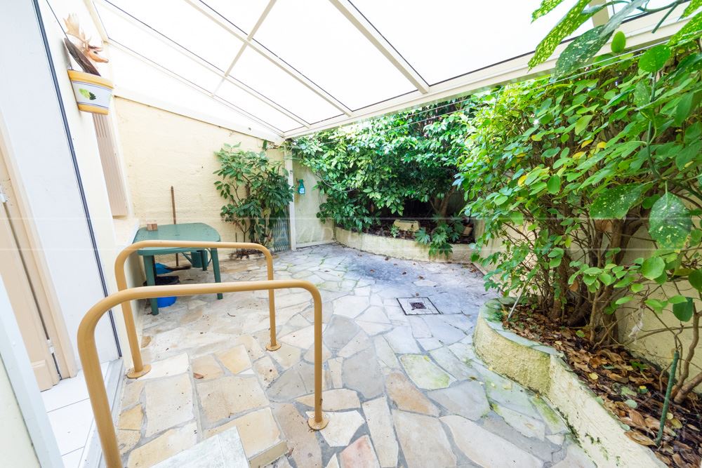 MAISON T4 80M² DE PLAIN PIED DANS UN SECTEUR RECHERCHE AVEC 2 CHAMBRES, UN PATIO ET UN GARAGE