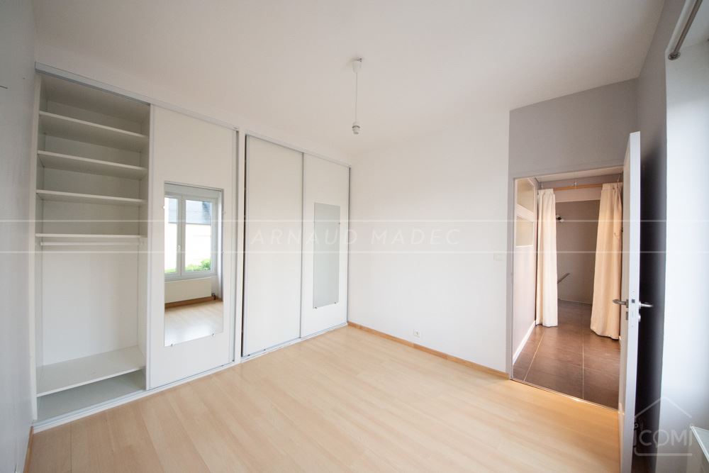 MAISON T6 - PIECE DE VIE DE 45M² EN REZ DE TERRASSE ET JARDIN - SUITE PARENTALE - CHARME - COUP DE COEUR ASSURE photo 4