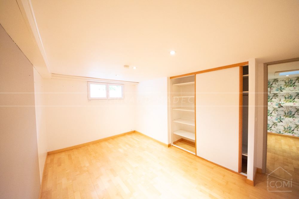 MAISON T6 - PIECE DE VIE DE 45M² EN REZ DE TERRASSE ET JARDIN - SUITE PARENTALE - CHARME - COUP DE COEUR ASSURE photo 5