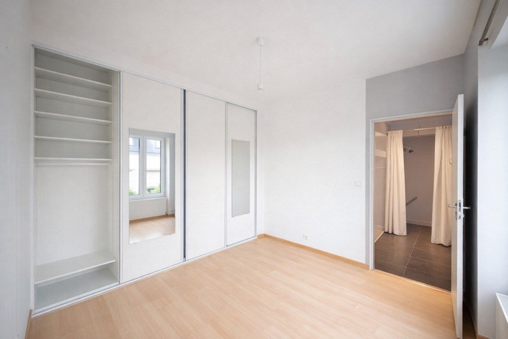 MAISON T6 - PIECE DE VIE DE 45M² EN REZ DE TERRASSE ET JARDIN - SUITE PARENTALE - CHARME - COUP DE COEUR ASSURE photo 3