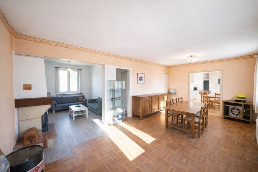 MAISON T5 DE 110 M² - 3/4 CHAMBRES - TERRAIN DE 1000 M² - TRES BEAU POTENTIEL photo 2