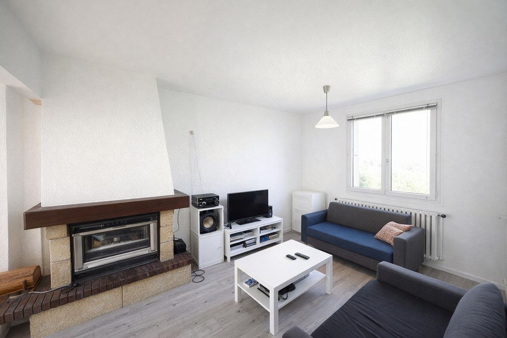 MAISON T5 DE 110 M² - 3/4 CHAMBRES - TERRAIN DE 1000 M² - TRES BEAU POTENTIEL photo 4