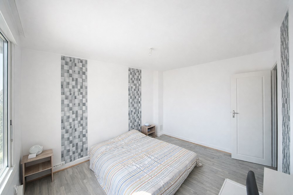 MAISON 120M² - 4/6 CHAMBRES - PROCHE CENTRE - PIECE DE VIE 50M² - PROCHE ECOLES photo 4