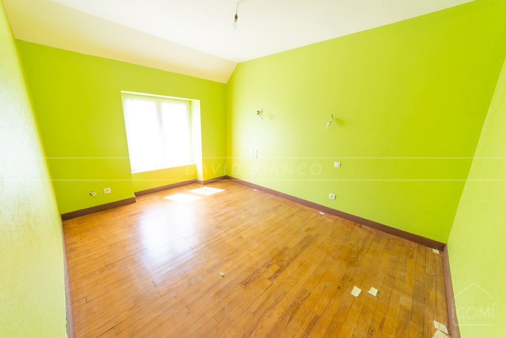 MAISON - ........................................................................................................................................ photo 3