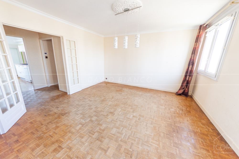 APPARTEMENT T4 75M² DALLE BETON AVEC ASCENSEUR, BALCON FERME ET GARAGE EN OPTION photo 2