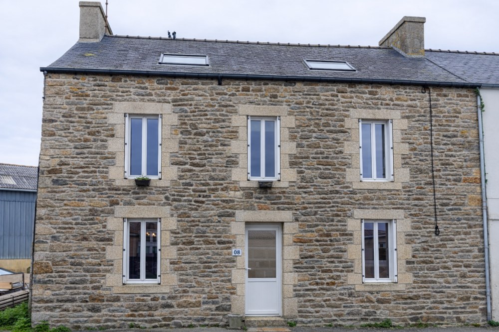 MAISON DE VILLE T5 DE 150M² - 4 CHAMBRES DONT UNE SUITE PARENTALE - GARAGE - BEAU POTENTIEL