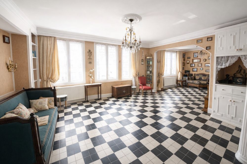MAISON T7 - ESPACE DE VIE TRIPLE - 5 CHAMBRES - CALME - SUPER POTENTIEL - RARE photo 2