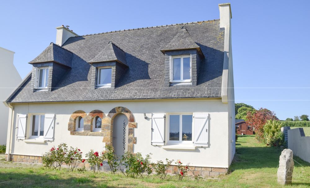 MAISON - 128M² - 4 CHAMBRES ( 5 POSSIBLE) - JARDIN- TERRAIN 1000 M² -VUE MER - GARAGE - FORT POTENTIEL