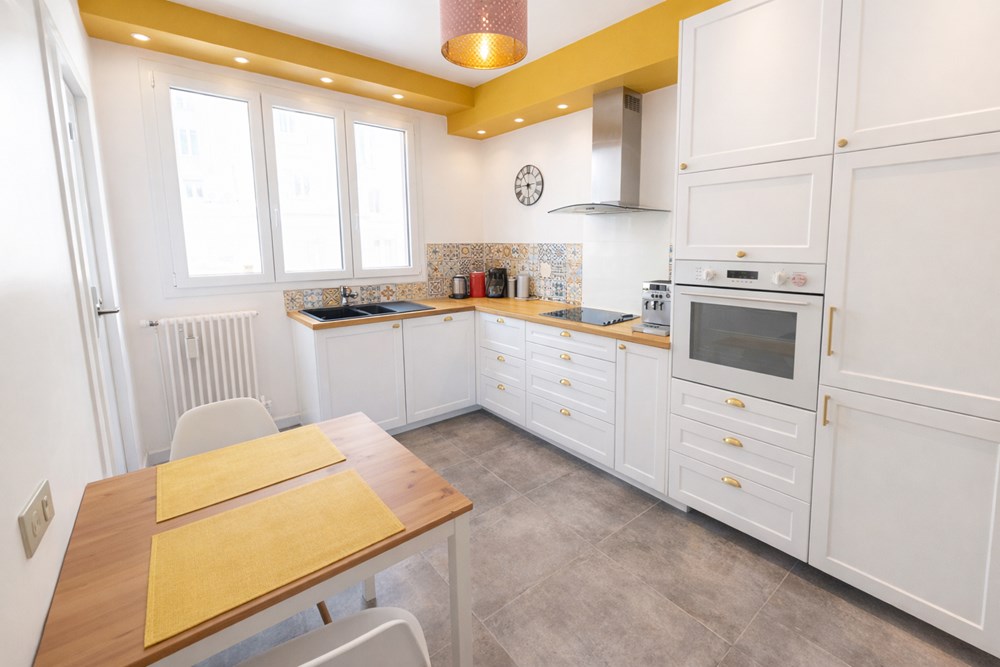APPARTEMENT T4 75M² DALLE BETON AVEC BALCON VUE DEGAGEE - 2 CHAMBRES - AUCUNS TRAVAUX photo 3
