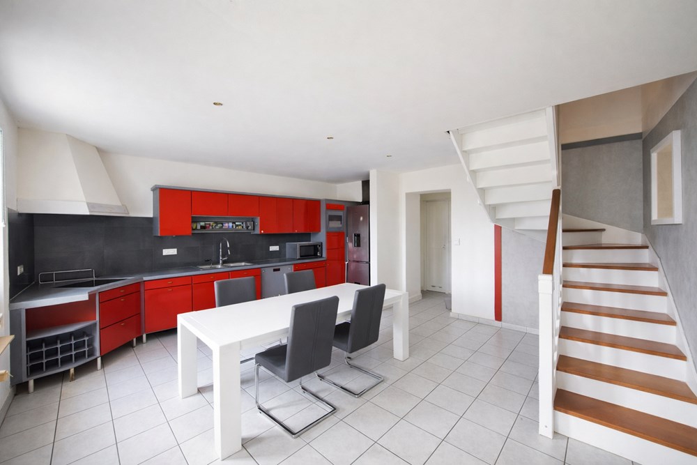 MAISON DE 115M² ET 3CH + APPARTEMENT T3 INDEPENDANT + DEPENDANCES/HANGAR photo 3