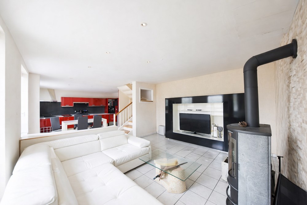 MAISON DE 115M² ET 3CH + APPARTEMENT T3 INDEPENDANT + DEPENDANCES/HANGAR photo 2