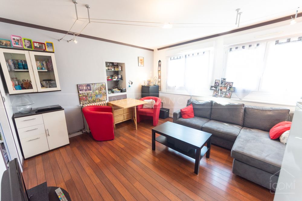 APPARTEMENT T1 BIS DE 38M² AU 4EME ET DERNIER ETAGE AVEC CAVE ET LOCATAIRE EN PLACE - RENDEMENT LOCATIF INTERESSANT