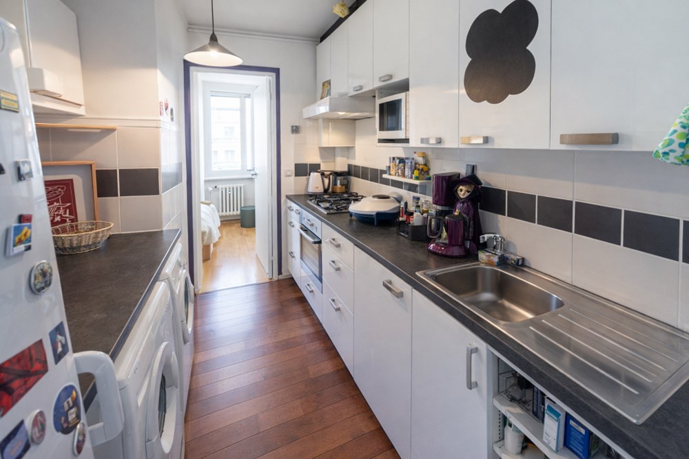 APPARTEMENT T1 BIS DE 38M² AU 4EME ET DERNIER ETAGE AVEC CAVE ET LOCATAIRE EN PLACE - RENDEMENT LOCATIF INTERESSANT photo 4