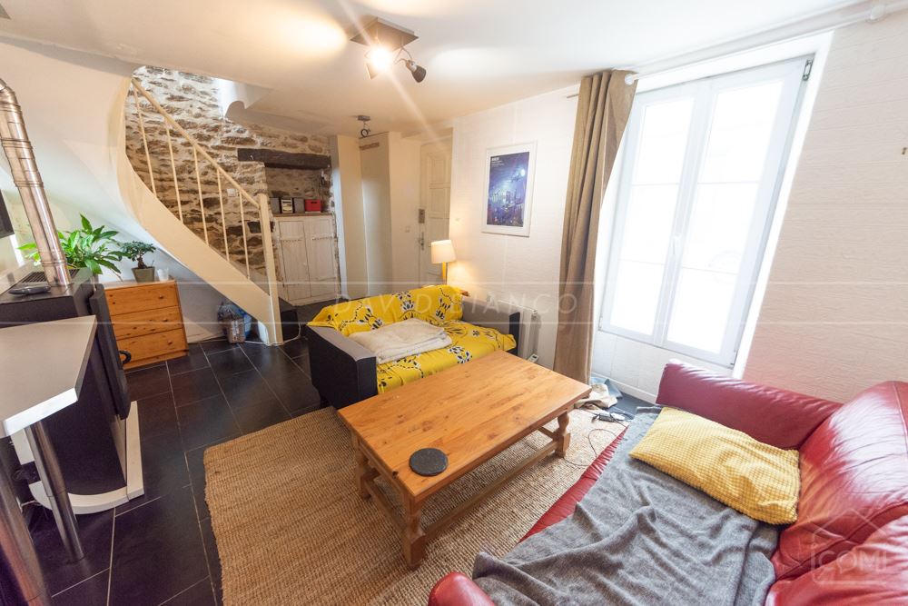 MAISON DE VILLE DE 1940 58M² T3 AVEC 2 SUITES PARENTALES ET UN LOCATAIRE EN PLACE