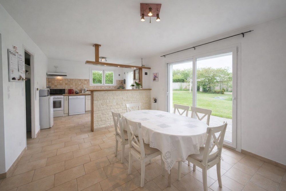 MAISON - GRANDE PIECE DE VIE - 5/6 CHAMBRES - JARDIN CLOS : 800 M2 - GARAGE - CELLIER - CALME photo 4