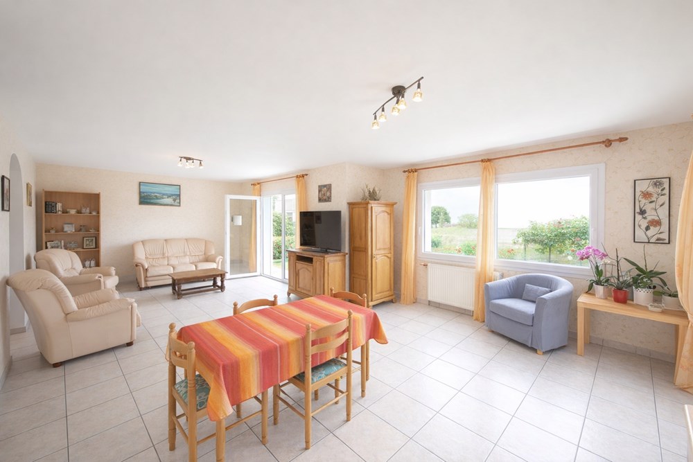 MAISON 8 PIECES - 190 M² - A 10' A PIED DE LA PLAGE - AU CALME - POMPE A CHALEUR NEUVE photo 3