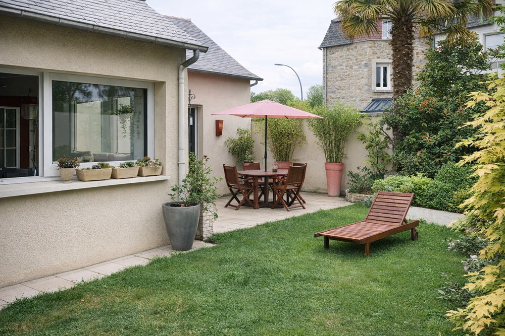 MAISON - QUARTIER GAYEULLES JEANNE D ARC - 4 CHAMBRES - EXPOSITION SUD - JARDIN BUCOLIQUE -PIECE DE VIE 46 M²