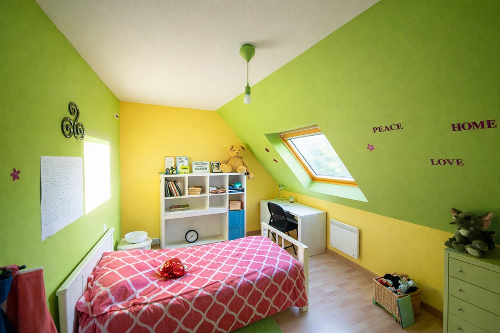 MAISON 105 M² - 4 CHAMBRES - GARAGE - IMPASSE - JARDIN 600M² - PIECE DE VIE 42 M² photo 4