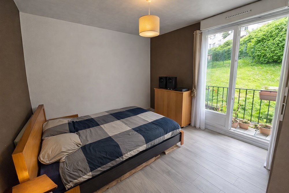 APPARTEMENT T4 80M² - DALLE BETON - NOMBREUX RANGEMENTS - FIBRE - GARAGE EN OPTION photo 4