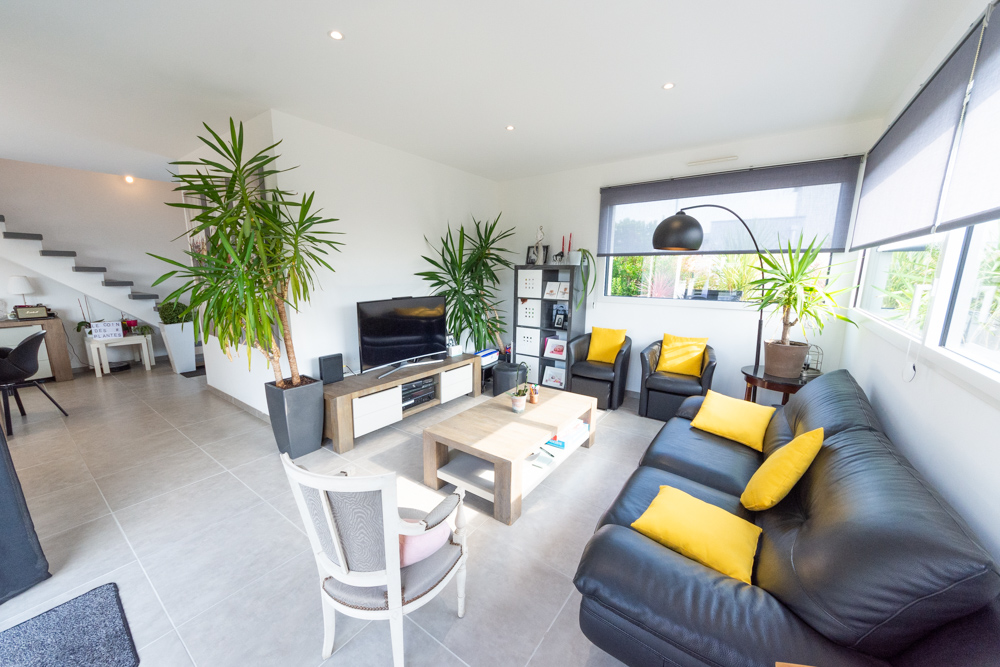 MAISON INDIVIDUELLE RECENTE DE 2015 T6 DE 120M² AVEC GARAGE SUR TERRAIN DE 450M² photo 2