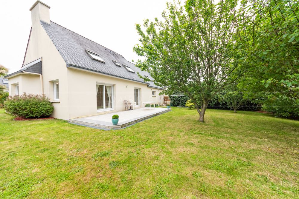 MAISON INDIVIDUELLE T6 113M² DE 2000 AVEC DOUBLE GARAGE ET TERRAIN CLOS DE 650M² photo 3