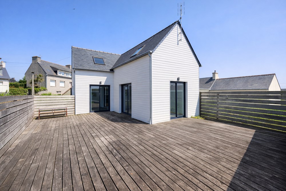 MAISON INDIVIDUELLE AU CENTRE VILLE T3 100M² SURE TERRAIN CLOS DE 300M² SANS TRAVAUX