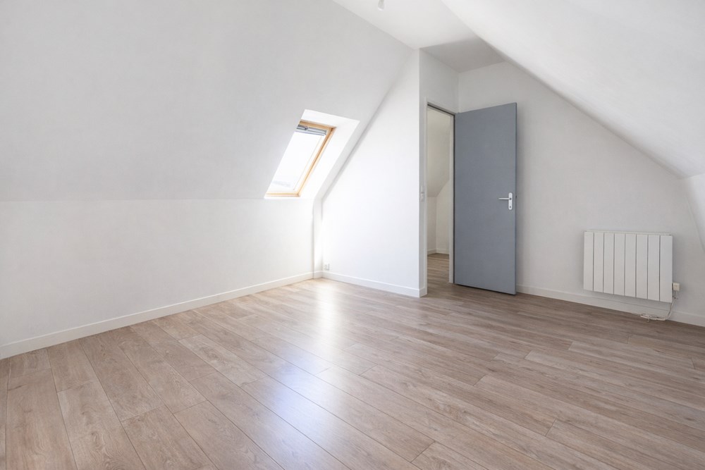 MAISON INDIVIDUELLE AU CENTRE VILLE T3 100M² SURE TERRAIN CLOS DE 300M² SANS TRAVAUX photo 5