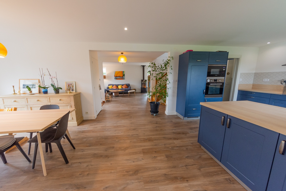 MAISON T7 191M² - 4 CHAMBRES - 1 HANGAR 90M² - PAS DE TRAVAUX - SUR TERRAIN CLOS DE 3775M² photo 3