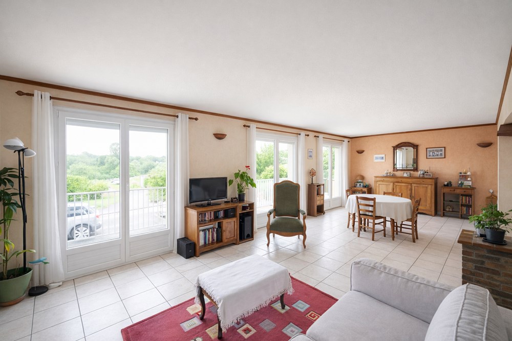 MAISON - 3 CHAMBRES - PIECE DE VIE DE 56 M² - EXPOSITION SUD - QUARTIER CALME - REZ DE JARDIN