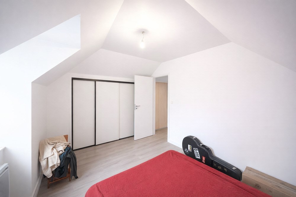 IMMEUBLE/MAISON - EMPLACEMENT IDEAL - COMMERCE + DUPLEX - RARE - PLACE DE PARKING - PETIT JARDIN photo 4