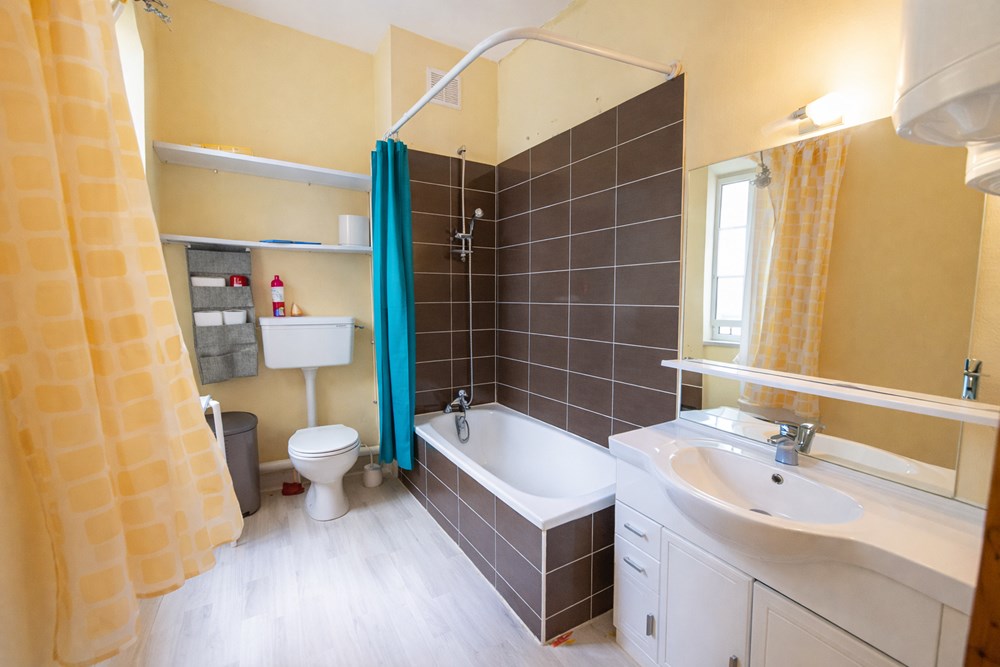 APPARTEMENT T1 18M² DANS UNE PETITE COPROPRIETE BIEN PLACEE AVEC DE FAIBLES CHARGES ET UN RENDEMENT LOCATIF INTERESSANT photo 2