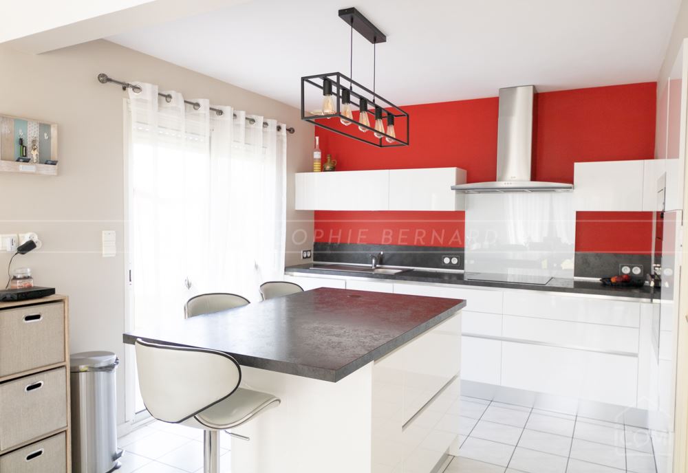 MAISON - T5 - 4 CHAMBRES ( 5 POSSIBLE) - 135M² - GRAND TERRAIN -GARAGE - BIEN RARE - photo 3
