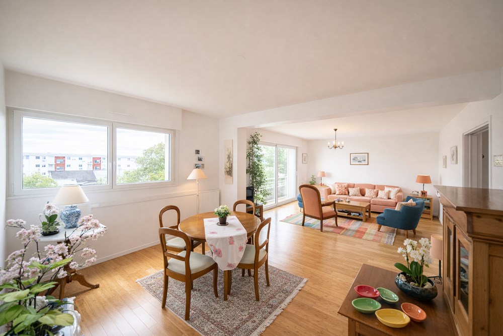 APPARTEMENT PROCHE ST MARC - 84M² - 2 GRANDES CHAMBRES - BALCON - PLACE PARKING PRIVATIVE - ASCENSEUR - VERDURE photo 2